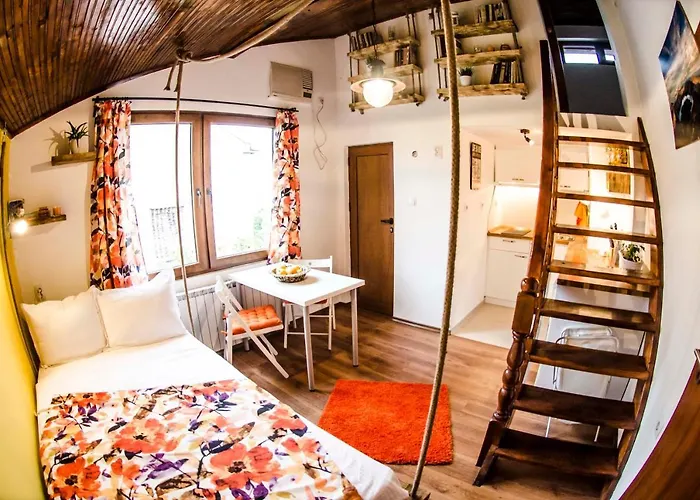 Off Vitosha Blvd Designer Apartment *